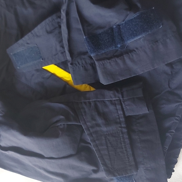 Tommy Hilfiger Windbreaker Jacket size Medium - Picture 11 of 12